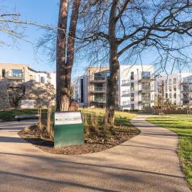 Woodward Square One by Dublin At Home