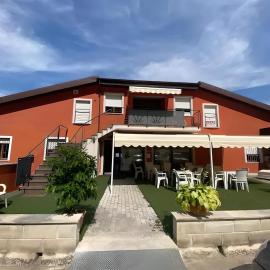Viesnīca FLORIDA B&B Cingoli pilsētā Čingoli