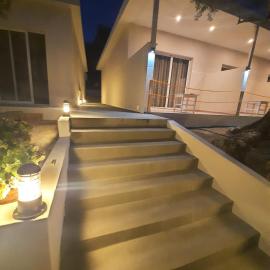Husi Hotel, Hotel in Borsh
