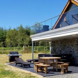 Cot Cottage - Panoramic Views & Hot Tub!, hotel in Castle Douglas