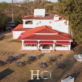 La Santa Hotel Boutique, hotel in Mendiolaza