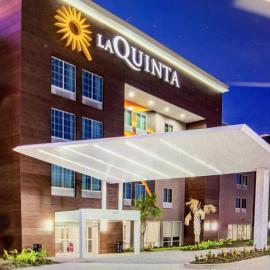 La Quinta Inn & Suites Port Allen La, viešbutis mieste Port Alenas