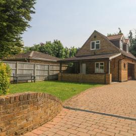 Thames Retreat, hotel a Staines upon Thames