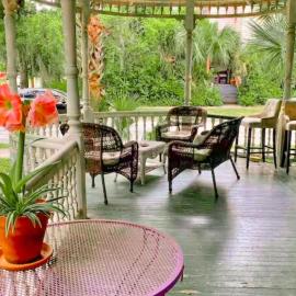 Downtown Historic Victorian Charmer Sleeps 7
