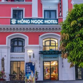Hồng Ngọc Hotel, hotel en Ðông Thôn
