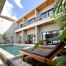 Adi surya guest house, hotel in Seminyak