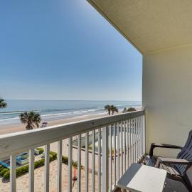 Beachfront Daytona Vacation Rental w/ Balcony