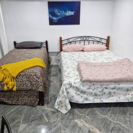 1 Bed 1 Bathroom w Parking Wi-Fi TV