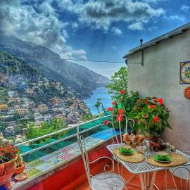 Casa Danira - Positano、ポジターノのホテル