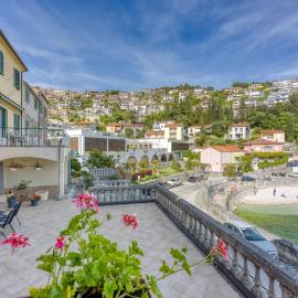 Apartment Riva 1001