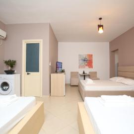 TekB Rooms & Apartments, отель во Влёре