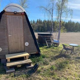 Niiralan Tila : Starlite Cabin, hotel i Laitila