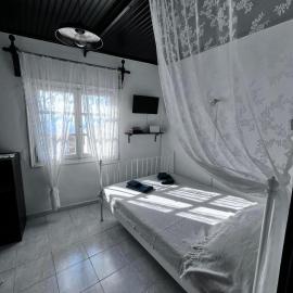 Aelia, hotel u gradu Julida