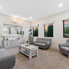 Beachside Bliss 1BR Mindarie, Hotel in Mindarie