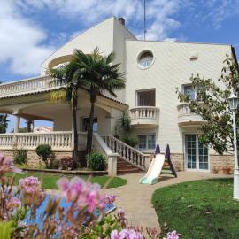 Villa Papa Luna especial familias numerosas, hotel in Benicarló