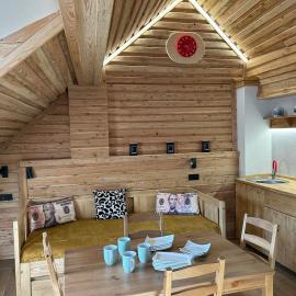 Penzion s rafty, hotel di Vyšší Brod