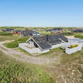 Holiday Home Hvide Sande 40，比耶勒高的飯店