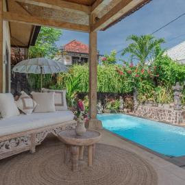 Tropical Oasis Lovina, hotel a Temukus