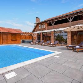 Pet Friendly Home In Rovisce With Sauna, hotell i Rovišće