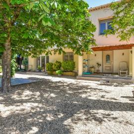 2 Bedroom Stunning Home In Sorgues