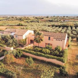 Planeta Country House & Beach Club, hotel in Menfi