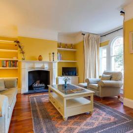 Pass the Keys Spacious Victorian Home with Free Parking, hotell i Cambridge