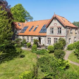 Cozy Home In Sønderborg With Kitchen, hotel i Sønderborg