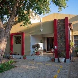 Punkinheads Guesthouse, hotel em Kasane