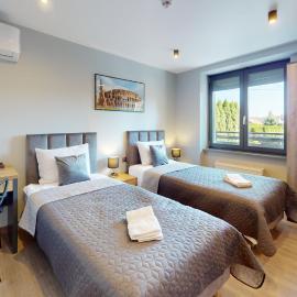 Rzymska Chata, hotel u gradu Grabianów