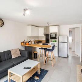 Studio cosy proche Paris Orly, hotel u gradu 'Morangis'