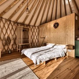Dolina Jurt Glamping Giżycko, hotel a Sulimy