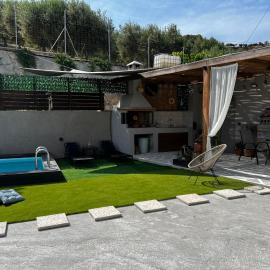 Ideal House with Private Pool & Parking
