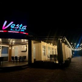Vesta, hotel din Briceni