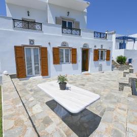 Sporados house, hotel in Stení