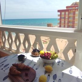 La Mata apartment on the first line, hotell sihtkohas La Mata