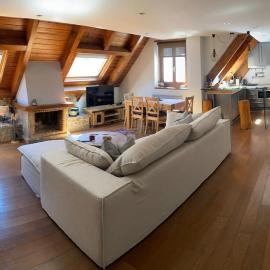 DUPLEX con encanto en Bagergue y guarda esquíes, hotel u gradu 'Bagergue'