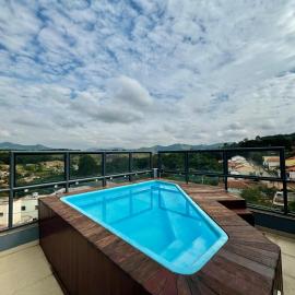 Cobertura com Piscina e Vista Encantadora, hotel in São Lourenço