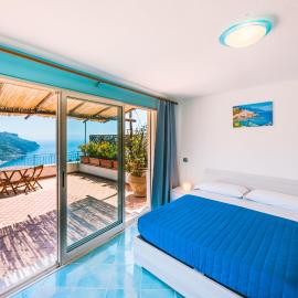 Eden view Ravello houses، فندق في رافيلو