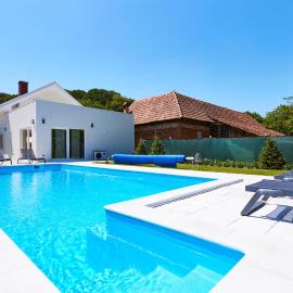 Nice Home In Podgrade With Sauna