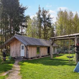 Stunning Home In Mellerud With Wifi, hotel din Brålanda