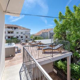 Awesome Home In Pirovac With Kitchen: Pirovac şehrinde bir otel