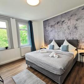 BohnApartments - Stadtblick Zechenhaus - Balkon - WLAN - sehr ruhig - barrierearm, hotel em Ilmenau