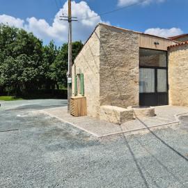 Gîte des oliviers avec barque et vélo, hotel v destinaci Arçais