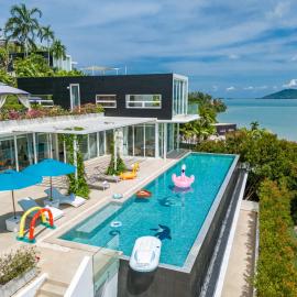Phuket 4-6 Bedroom Seaview Villa Infinity 25mPool In-Villa Dining & Butler Gym, hotel sa Thalang