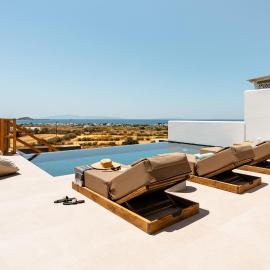 C and G VILLAS