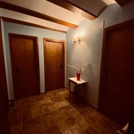 Hostal La Muralla, hotel a Fortanete