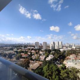 דירה אורבנית צמודה לתל השומר, Hotel in Ramat Gan