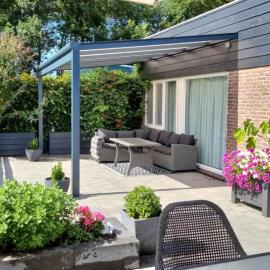 Cozy bungalow (Near beach, tulip fields, etc), hotel in Noordwijkerhout