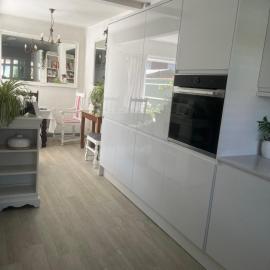 Comfortable Quiet Room in shared 3 bedroom hse Centre, hotel a Wallingford
