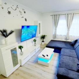 3-Zimmer FeWo 84qm mit separatem Eingang, hotel i Fulda